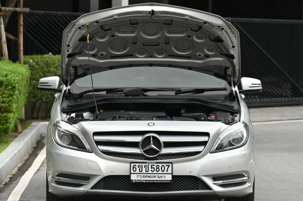 63,421 km Benz B180 Blue Efficiency Sport Tourer W246 รถบ้านมือเดียวใช้งานน้อยสภาพดีมากครับ