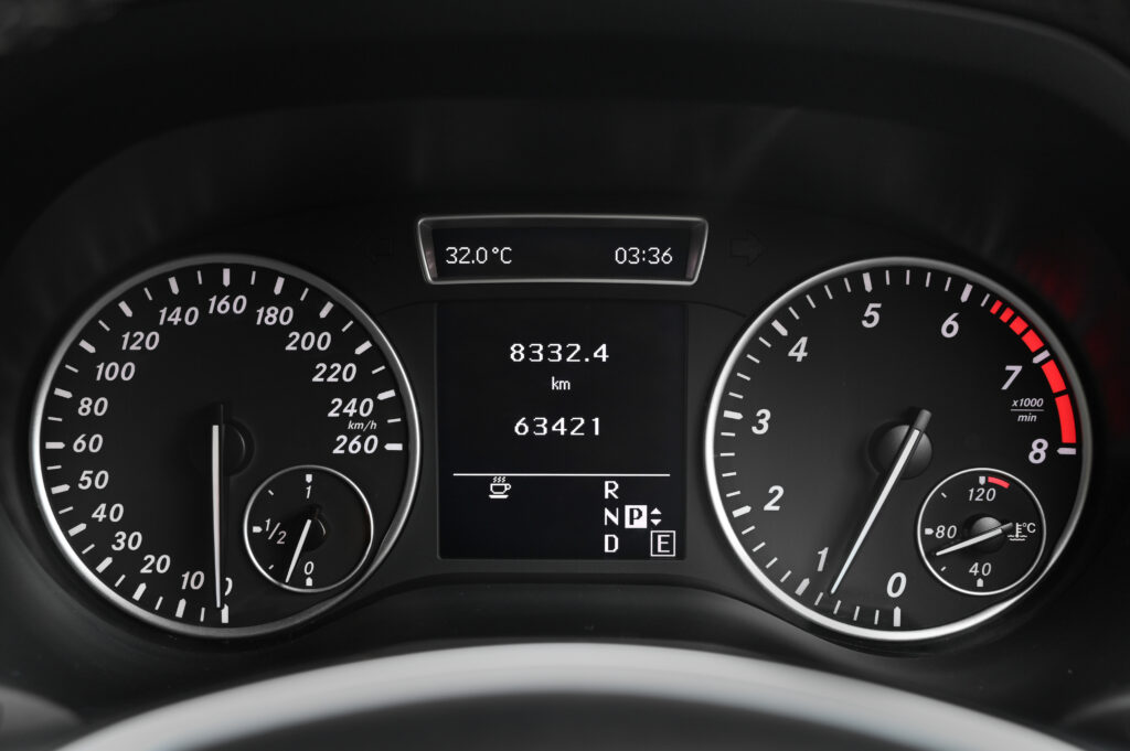 63,421 km Benz B180 Blue Efficiency Sport Tourer W246 รถบ้านมือเดียวใช้งานน้อยสภาพดีมากครับ