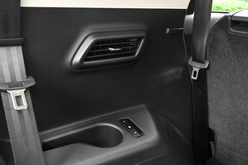 76,129 km CAPTIVA 1.5 TURBO Premier รุ่น TOP หลังคา Sunroof รถบ้านมือเดียวใช้งานน้อยสภาพดี