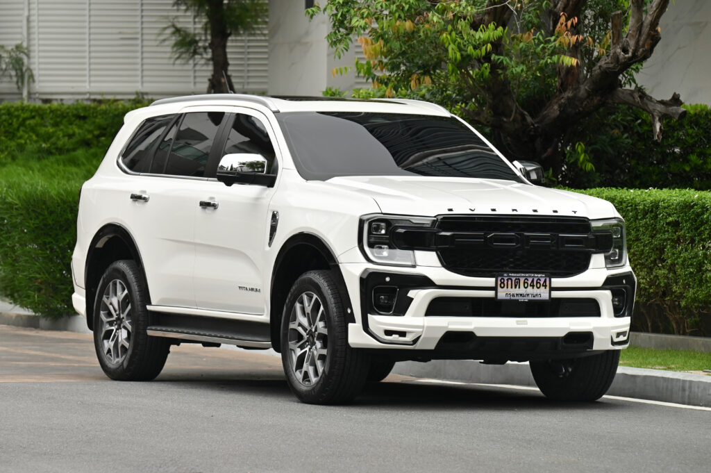 11,243 km Ford EVEREST 2.0 Bi-Turbo Titanium+ 4WD ออกรถเดือน 05/24 ใหม่ที่สุดในตลาดสภาพป้ายแดงครับ