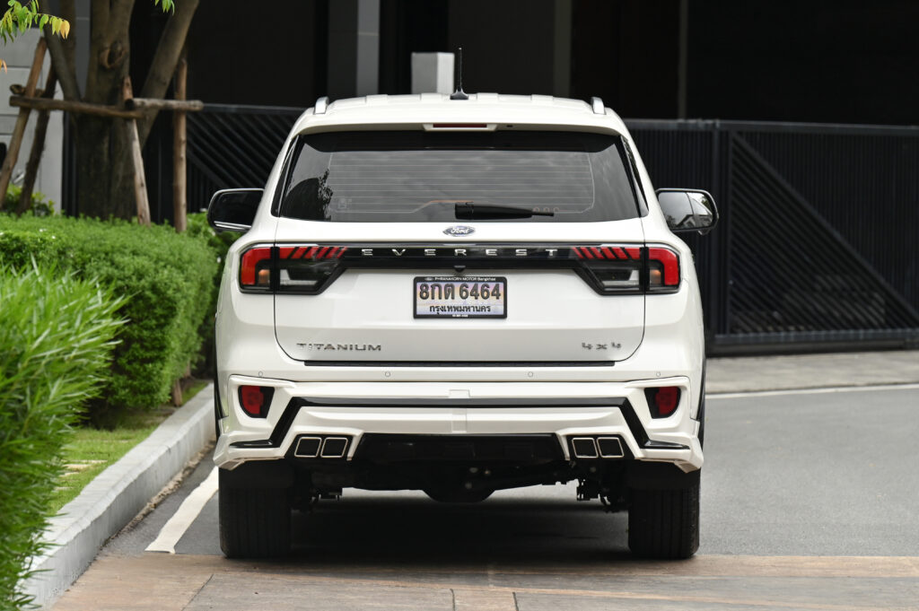 11,243 km Ford EVEREST 2.0 Bi-Turbo Titanium+ 4WD ออกรถเดือน 05/24 ใหม่ที่สุดในตลาดสภาพป้ายแดงครับ