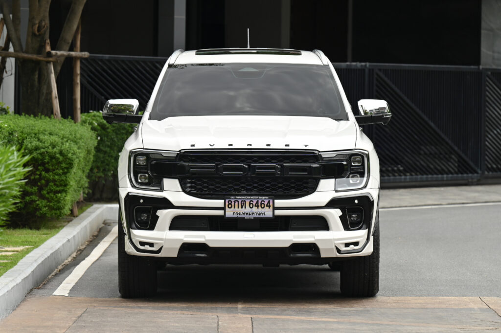 11,243 km Ford EVEREST 2.0 Bi-Turbo Titanium+ 4WD ออกรถเดือน 05/24 ใหม่ที่สุดในตลาดสภาพป้ายแดงครับ