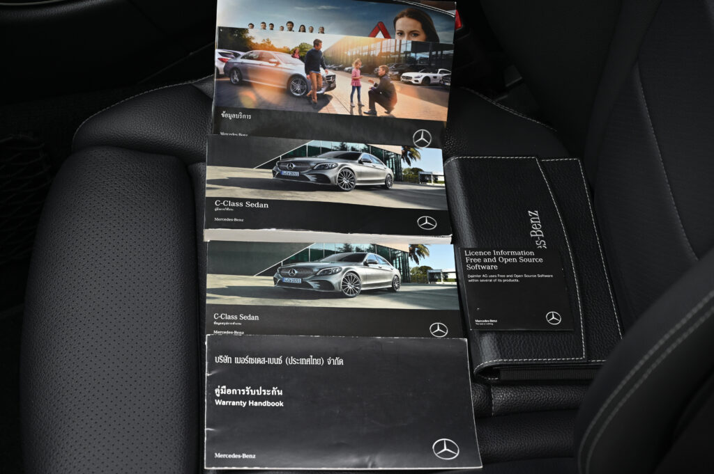 Mercedes-Benz C 220 d ปี 19 ดีเซลเทอร์โบ W205 Facelift ไม่มีอุบัติเหตุ เซอร์วิสประวัติศูนย์ทุกะระยะ