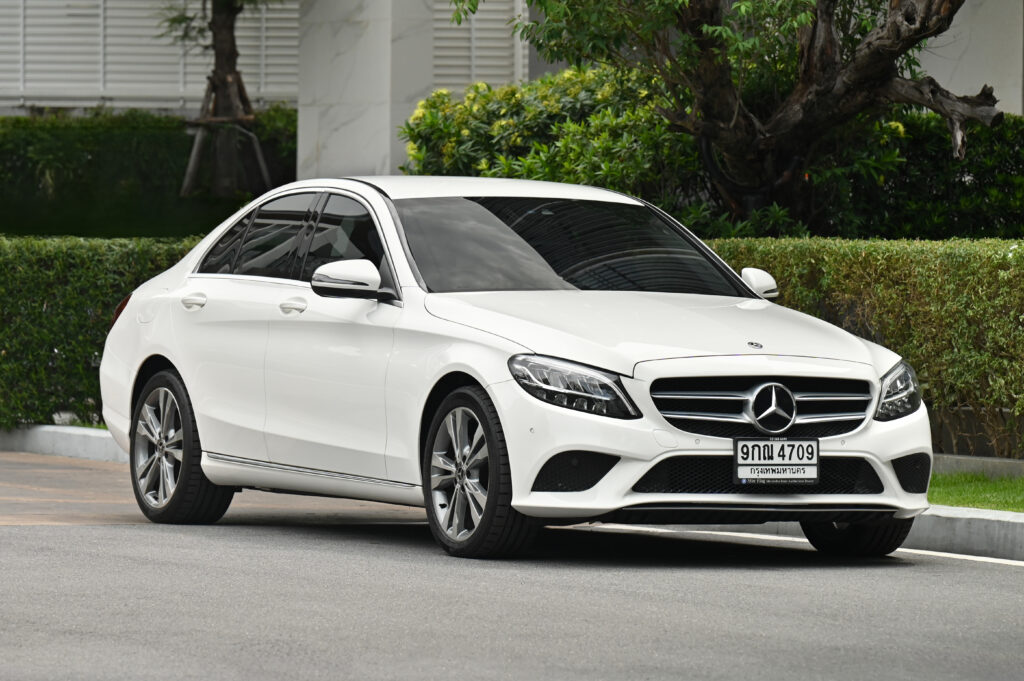 Mercedes-Benz C 220 d ปี 19 ดีเซลเทอร์โบ W205 Facelift ไม่มีอุบัติเหตุ เซอร์วิสประวัติศูนย์ทุกะระยะ
