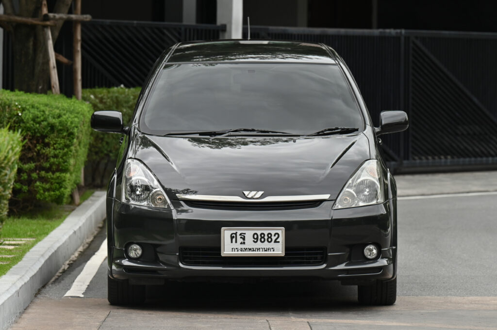 97,526 km Toyota Wish 2.0Q รถบ้านมือเดียวซื้อเงินสดสภาพดี มีประวัติศูนย์โตโยต้า