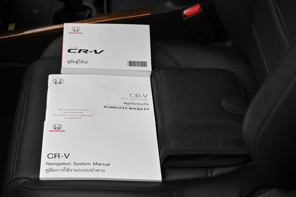 45,289 km CR-V ดีเซล 1.6 DT-EL 4WD 7 ที่นั่ง รุ่น TOP สุด Minor Change หลังคา Panoramic รถบ้านสภาพดี