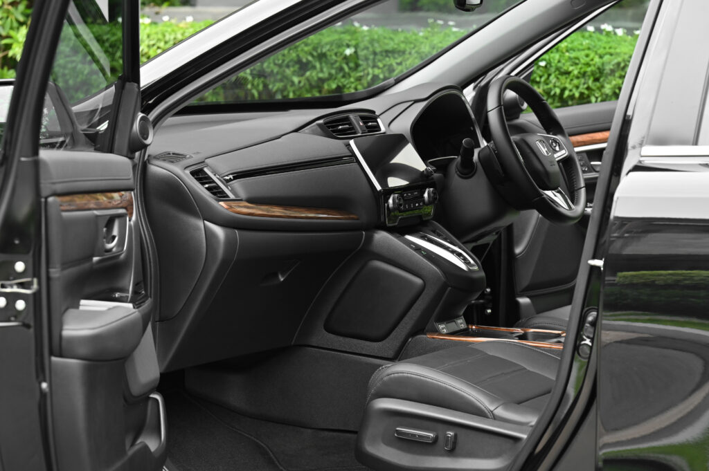 45,289 km CR-V ดีเซล 1.6 DT-EL 4WD 7 ที่นั่ง รุ่น TOP สุด Minor Change หลังคา Panoramic รถบ้านสภาพดี