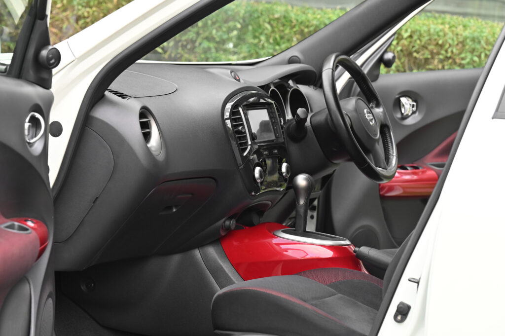 ขาย Nissan Juke Japan ออก TSL นำเข้าแบบ 32 ทั้งคันจากญี่ปุ่น สภาพดีไม่มีอุบัติเหตุครับ