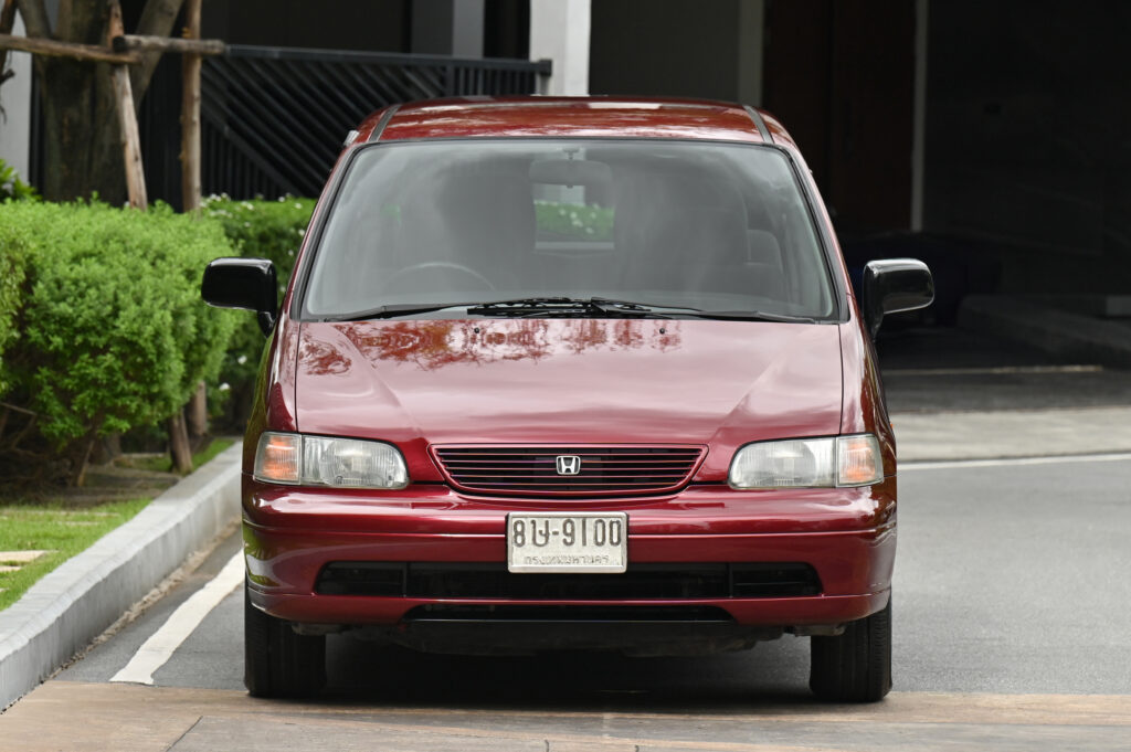 59,138 km ขาย Honda Odyssey 1996 สีแดงสภาพดีครับ