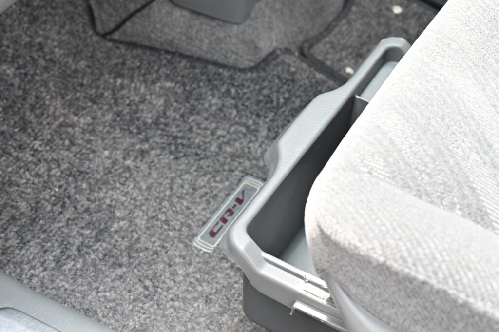 CR-V 2.0 EXi Gen 1 สีน้ำเงิน เกียร์ O/D รถบ้านสภาพดีเยี่ยม เหมาะสำหรับท่านที่ชื่นชอบรถรุ่นนี้ครับ