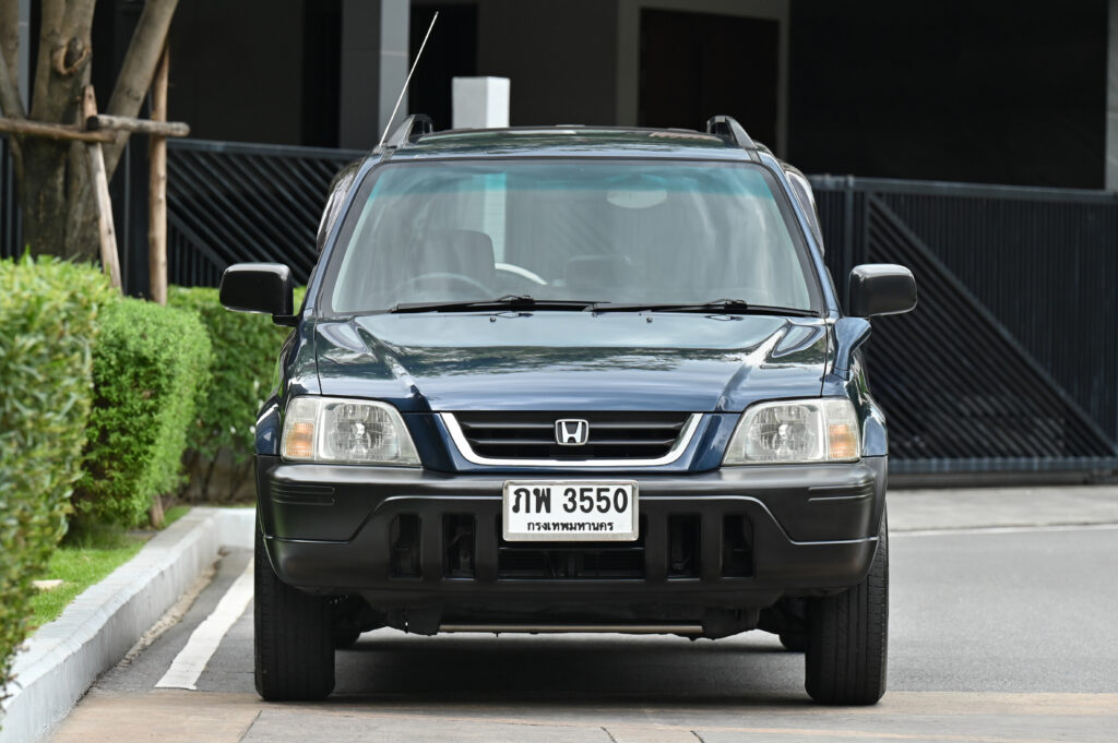 CR-V 2.0 EXi Gen 1 สีน้ำเงิน เกียร์ O/D รถบ้านสภาพดีเยี่ยม เหมาะสำหรับท่านที่ชื่นชอบรถรุ่นนี้ครับ