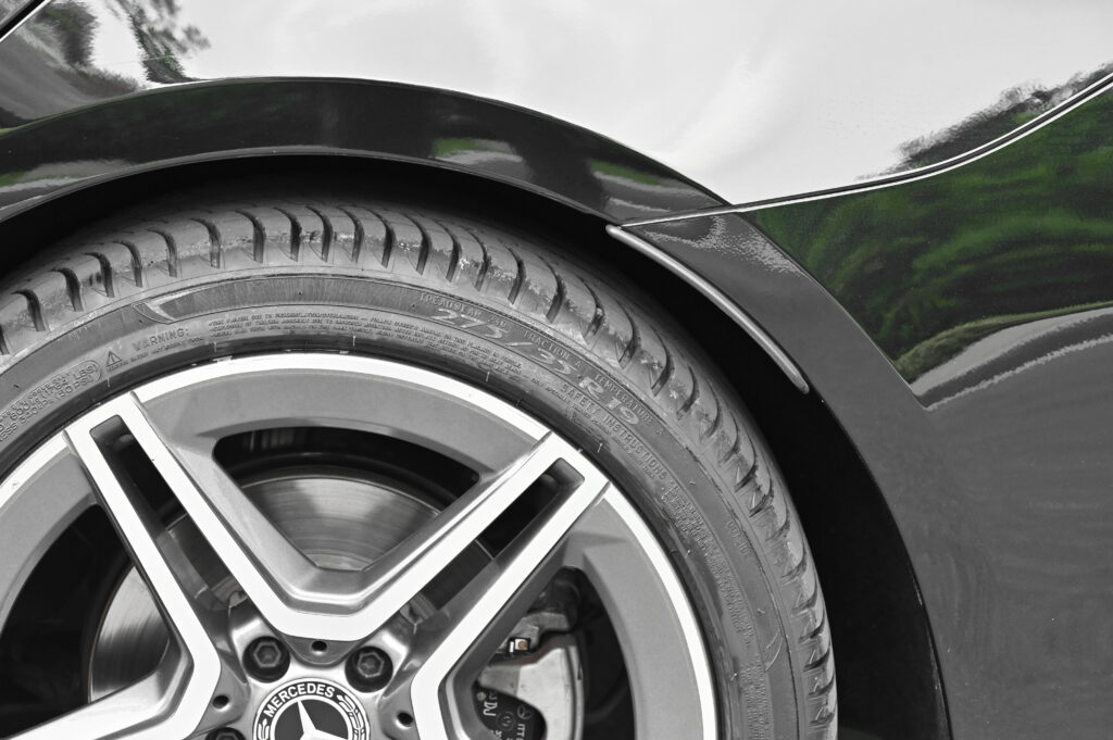 70,323 km Benz CLS 300d AMG Premium รถคุณหมอมือเดียว สวยมากสภาพดีเยี่ยม ประวัติศูนย์เบนซ์ทุกระยะครับ