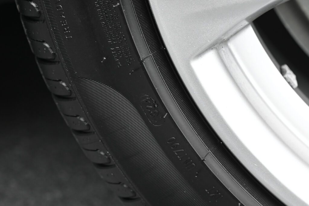 132,372 km BMW 520d M Sport F10 LCI ดีเซลฝาเล็ก B47 TwinPowerTurbo รถบ้านมือเดียวใช้งานน้อยสภาพดี