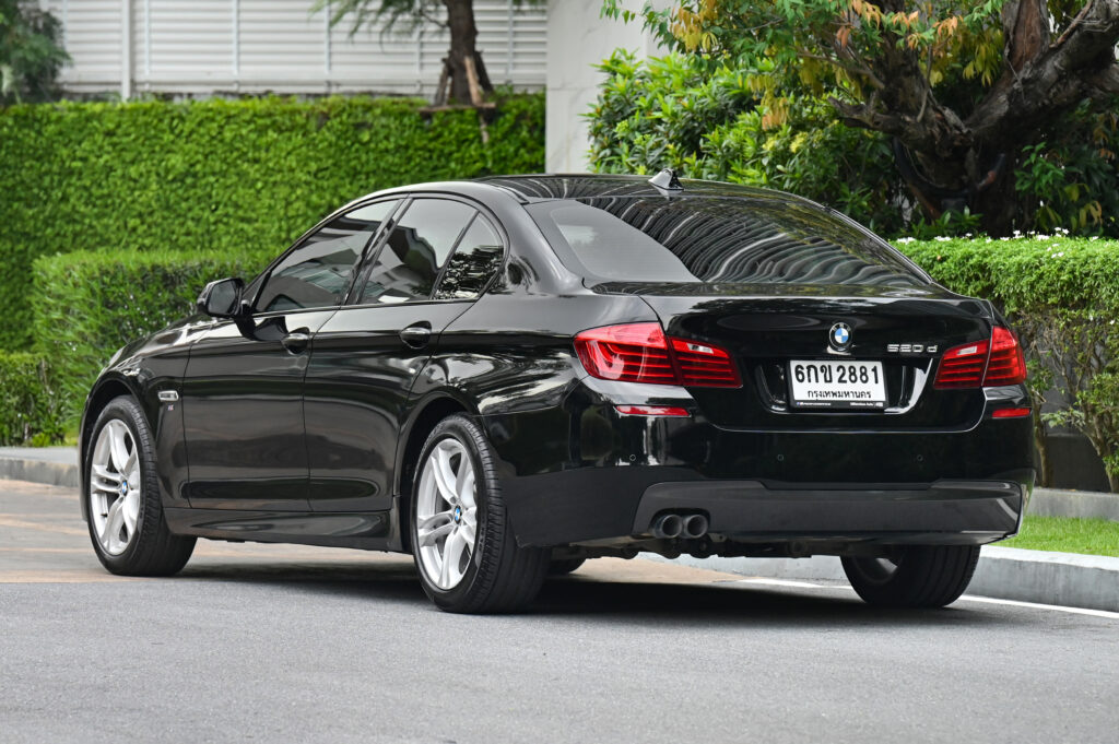 132,372 km BMW 520d M Sport F10 LCI ดีเซลฝาเล็ก B47 TwinPowerTurbo รถบ้านมือเดียวใช้งานน้อยสภาพดี