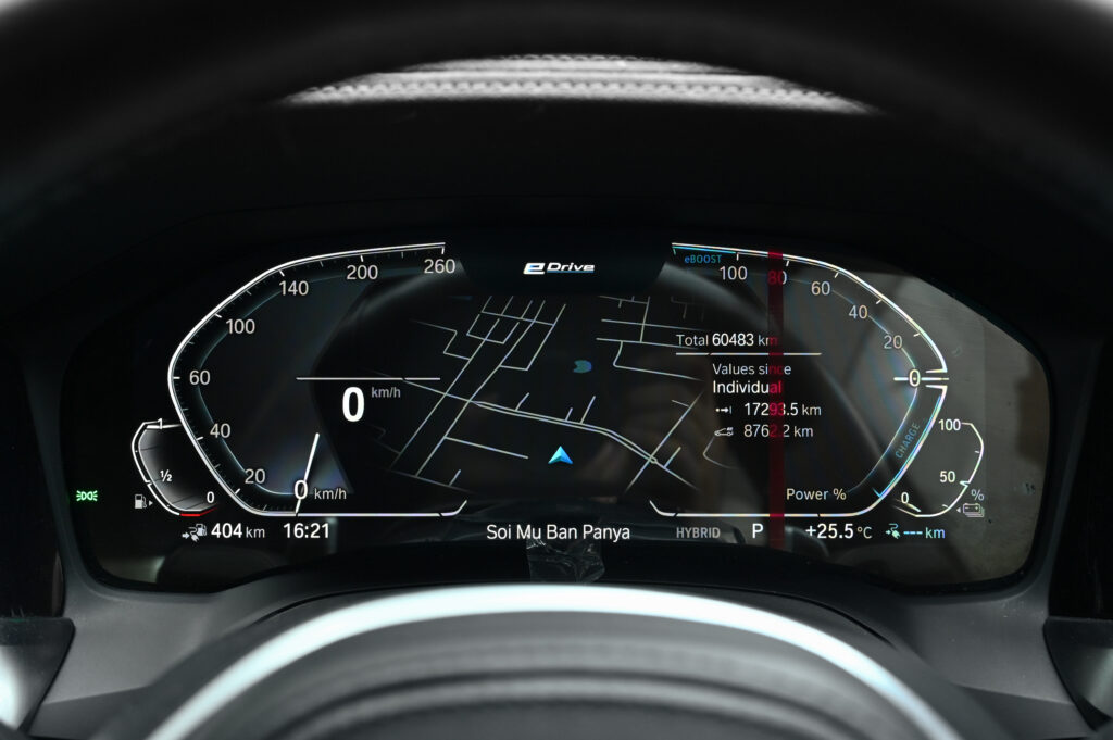 60,483 km BMW 330e M Sport G20 MY2021 เพิ่ม Adaptive Cruise Control Stop & Go รถบ้านมือเดียวสภาพดี
