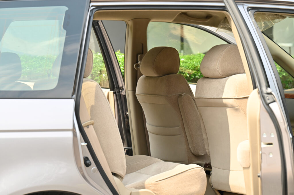 ไมล์แท้ 71,706 km Honda Odyssey RA6 2.3 VTi รถบ้านมือเดียวสภาพดี มีประวัติศูนย์ฮอนด้าจนถึงปัจจุบัน