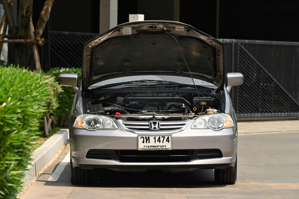 ไมล์แท้ 71,706 km Honda Odyssey RA6 2.3 VTi รถบ้านมือเดียวสภาพดี มีประวัติศูนย์ฮอนด้าจนถึงปัจจุบัน