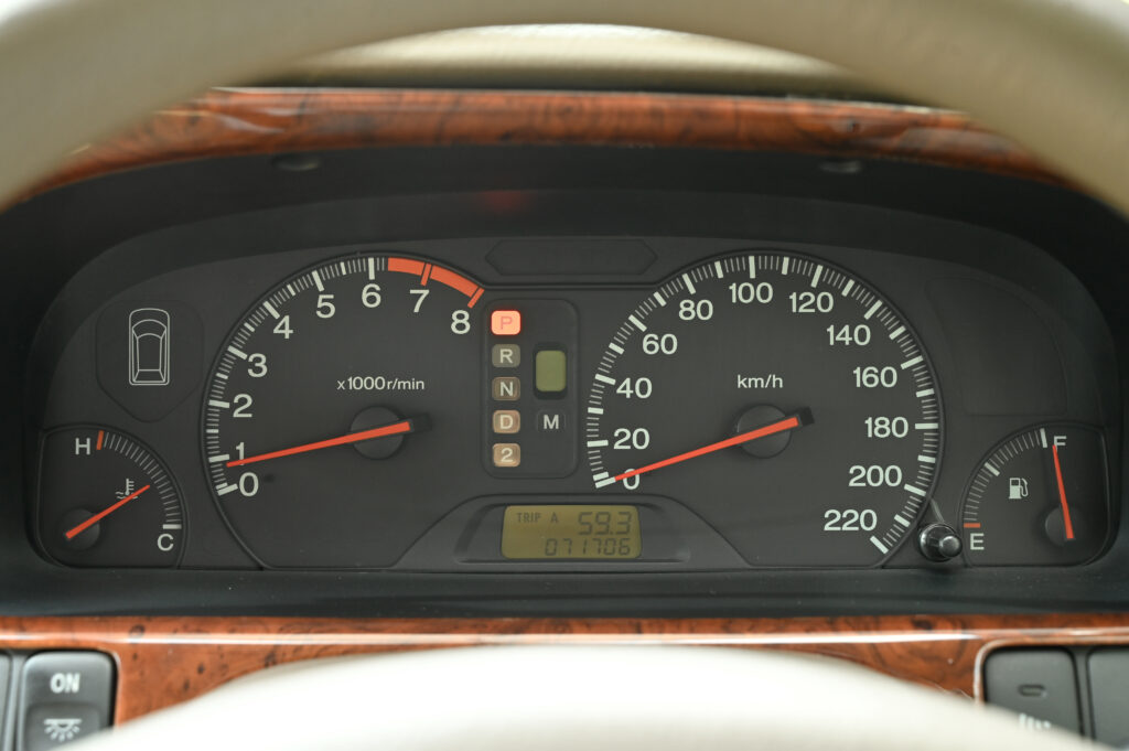 ไมล์แท้ 71,706 km Honda Odyssey RA6 2.3 VTi รถบ้านมือเดียวสภาพดี มีประวัติศูนย์ฮอนด้าจนถึงปัจจุบัน