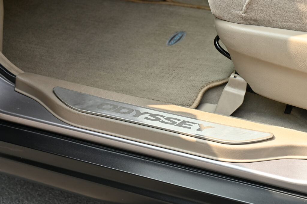 ไมล์แท้ 71,706 km Honda Odyssey RA6 2.3 VTi รถบ้านมือเดียวสภาพดี มีประวัติศูนย์ฮอนด้าจนถึงปัจจุบัน