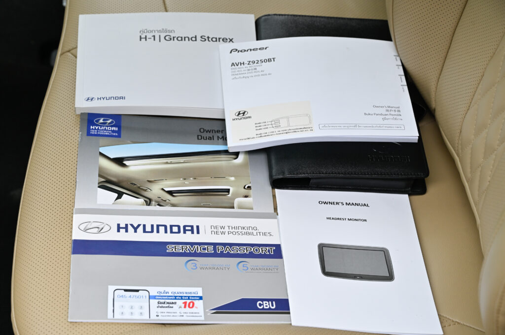 50,000 km Hyundai H-1 2.5 IMPRESSIVE BIG-Minorchange ปี 21 หลังคา Sunroof รถบ้านมือเดียวสภาพดีเยี่ยม