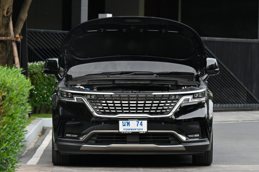 40,000 km KIA Carnival 2.2 SXL Sunroof MY22 โลโก้ใหม่ รุ่นท็อปสุด รถมือเดียว มีประวัติศูนย์ทุกระยะ