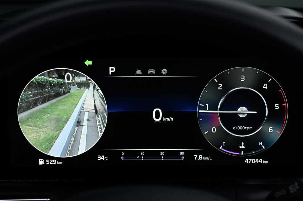 40,000 km KIA Carnival 2.2 SXL Sunroof MY22 โลโก้ใหม่ รุ่นท็อปสุด รถมือเดียว มีประวัติศูนย์ทุกระยะ