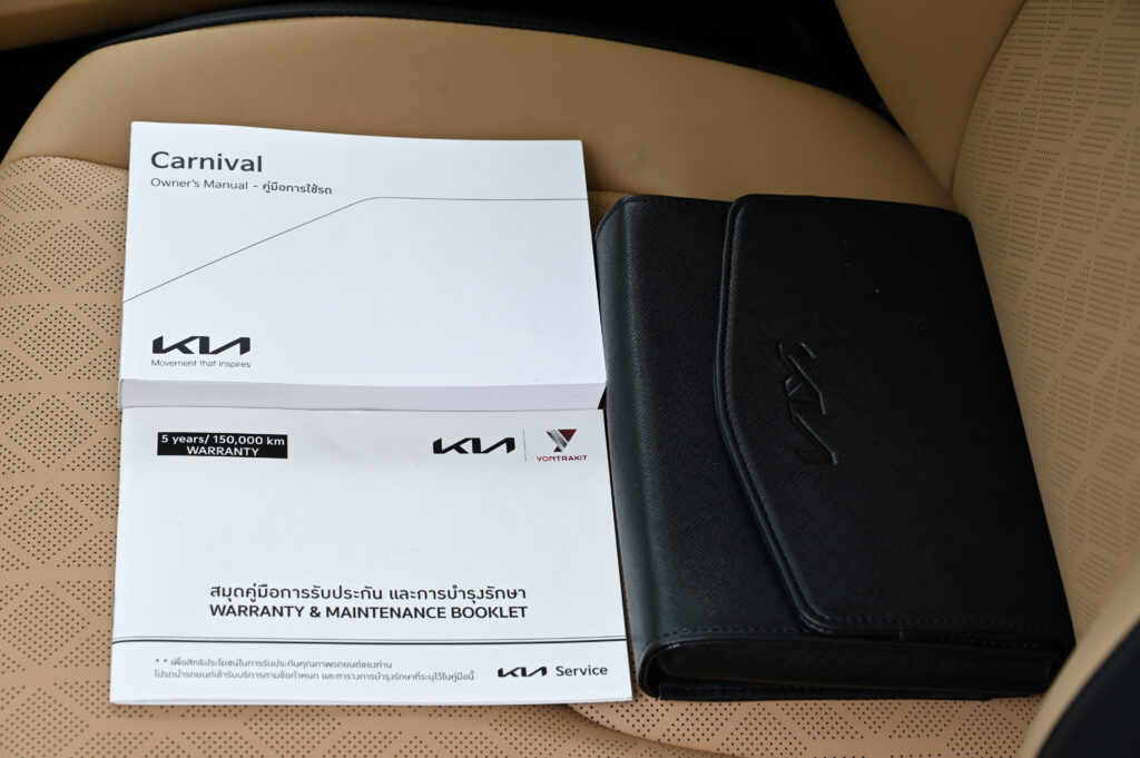 40,000 km KIA Carnival 2.2 SXL Sunroof MY22 โลโก้ใหม่ รุ่นท็อปสุด รถมือเดียว มีประวัติศูนย์ทุกระยะ