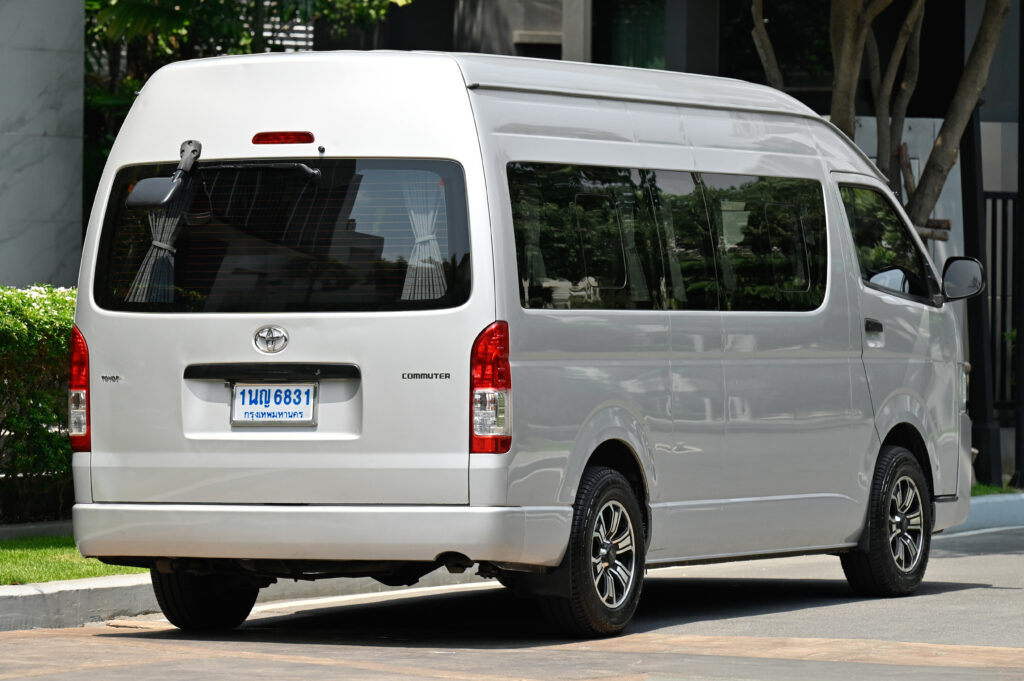 ขาย Toyota Commuter 3.0 D4D Minorchange รถราชการสำนักงาน ป.ป.ช. สวยมาก ใช้งานน้อย สภาพดีเยี่ยมครับ