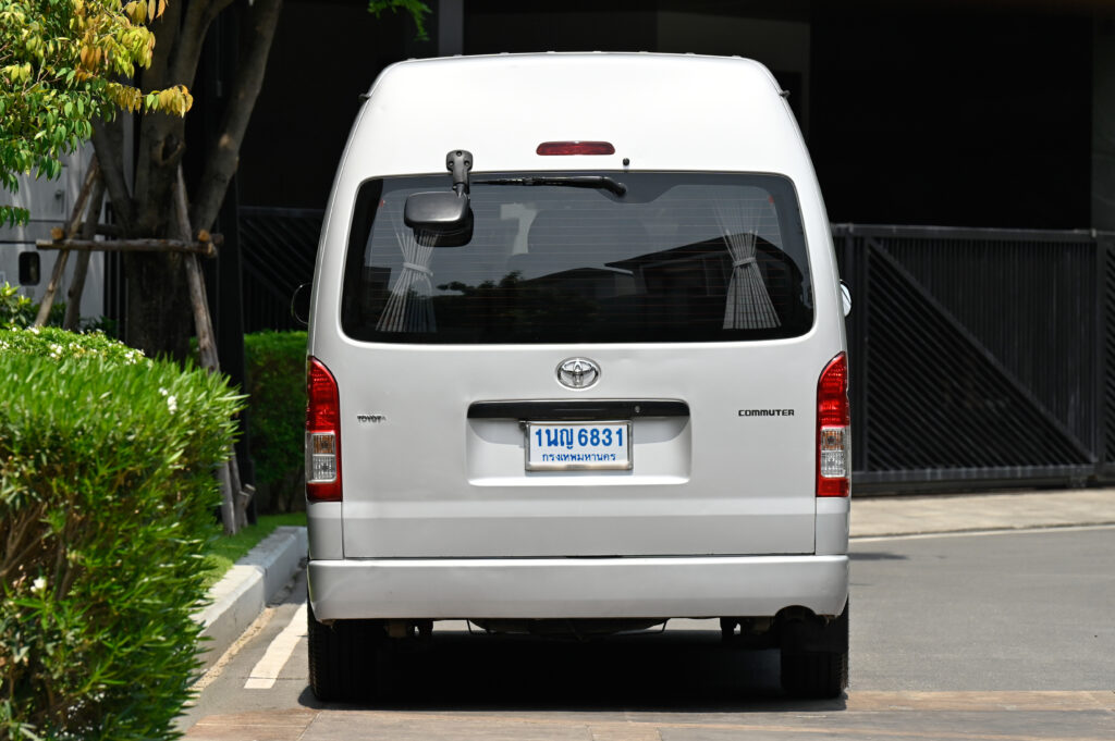 ขาย Toyota Commuter 3.0 D4D Minorchange รถราชการสำนักงาน ป.ป.ช. สวยมาก ใช้งานน้อย สภาพดีเยี่ยมครับ