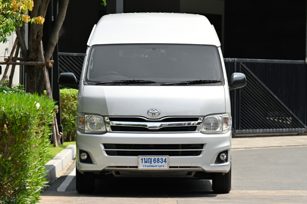 144,692 km ขายรถราชการสำนักงาน ป.ป.ช. Toyota Commuter 2.5 D4D สวยมาก ใช้งานน้อย สภาพดีเยี่ยมครับ