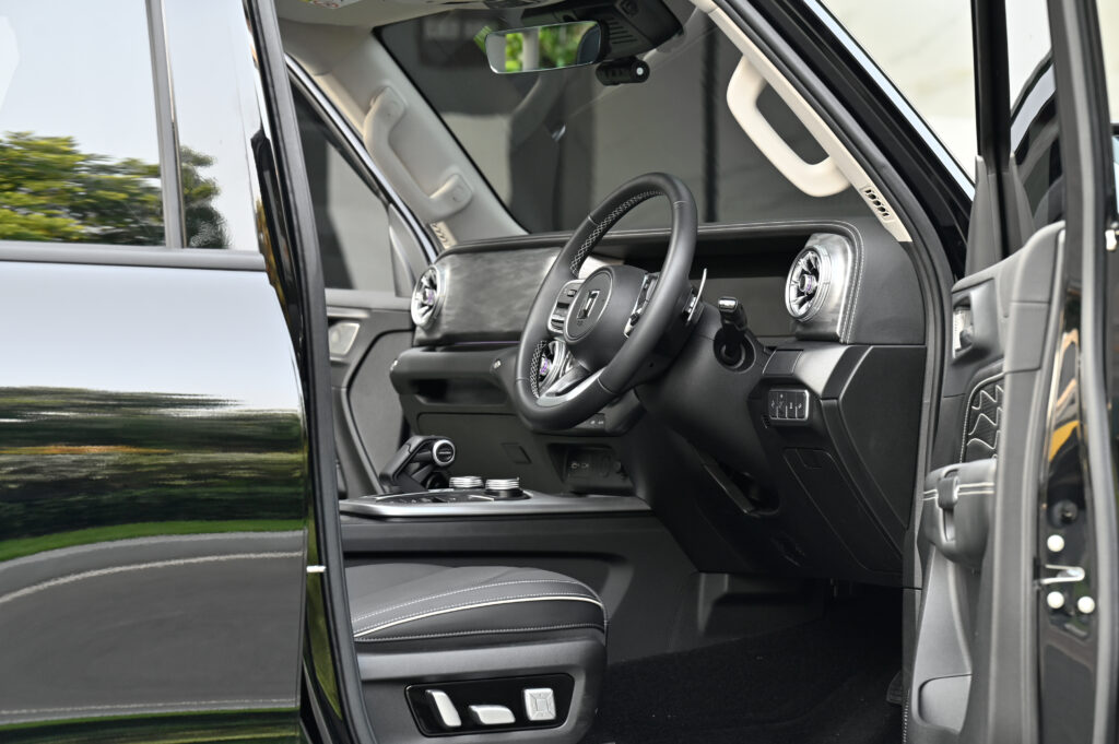 800 km GMW TANK 300 DIESEL 2.4 Ultra 4WD รุ่นท็อปสุด เจ้าของชาวอังกฤษมือเดียว ซื้อเงินสดสภาพป้ายแดง