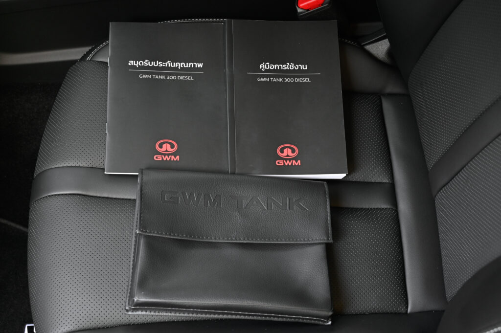 800 km GMW TANK 300 DIESEL 2.4 Ultra 4WD รุ่นท็อปสุด เจ้าของชาวอังกฤษมือเดียว ซื้อเงินสดสภาพป้ายแดง