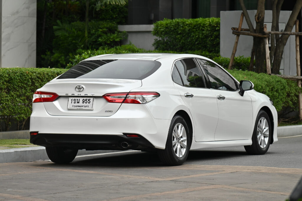 30,000 km Toyota Camry 2.0 G รถบ้านมือเดียวใช้งานน้อยมาก มีประวัติศูนย์โตโยต้าทุกระยะจนถึงปัจจุบัน