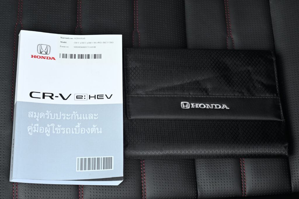 7,000 km CR-V e:HEV RS 4WD Minorchange รุ่นท็อปสุด เพิ่ม Blind Spot เบาะลม รถบ้านมือเดียวสภาพป้ายแดง