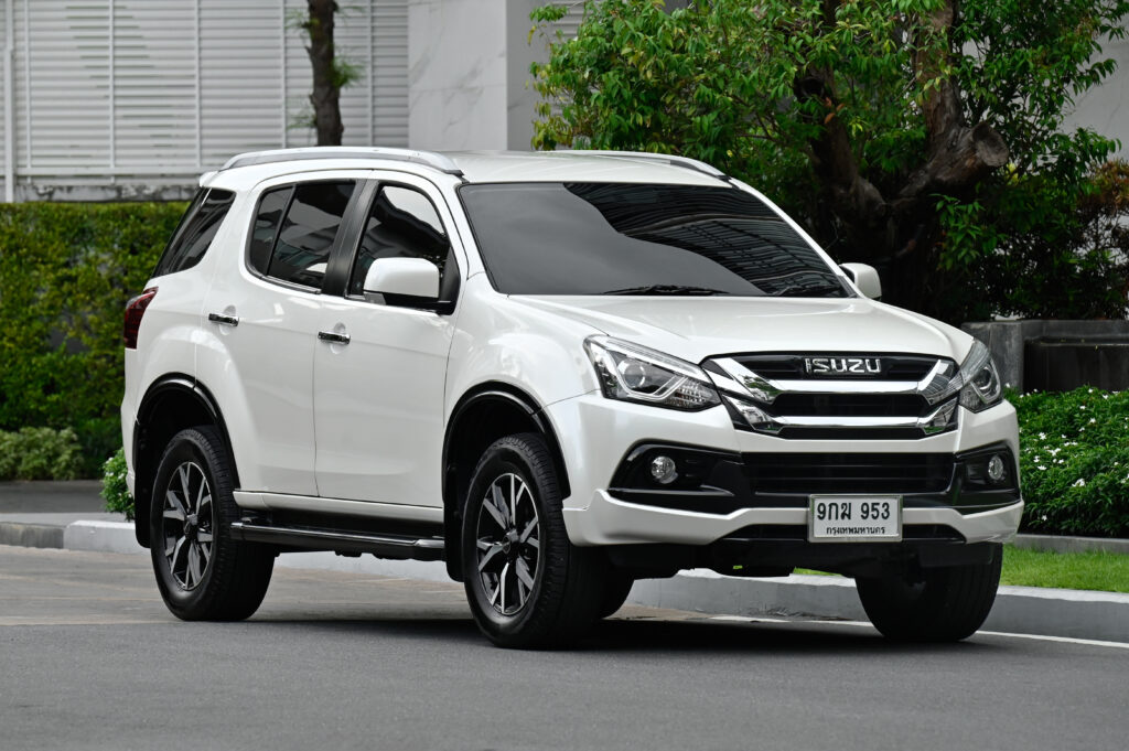 ขาย ISUZU MU-X 3.0 DA-DVD ONYX Minorchange รุ่นปรับอุปกรณ์ MY19 มีประวัติศูนย์ทุกระยะถึงปัจจุบัน