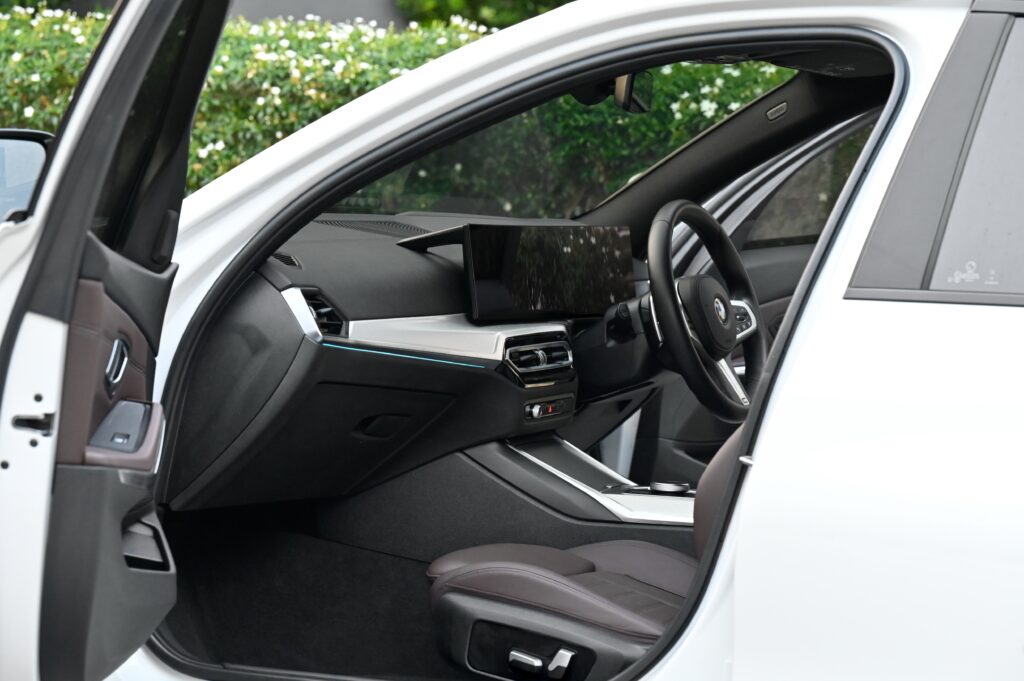 50,000 km BMW 320d M Sport G20 LCI มี BSI-Warranty ถึงปี 2028 รถมือเดียว ของแต่งแท้มูลค่ารวม 4 แสน