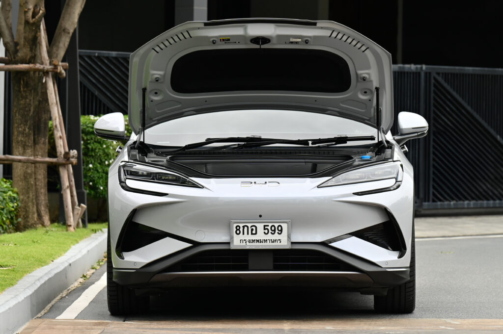 6,981 km รถไฟฟ้า Sealion 7 Performance AWD รุ่นท็อปวิ่งระยะ 542 km 530 แรงม้า 0-100 km/h ใน 4.5 วิ