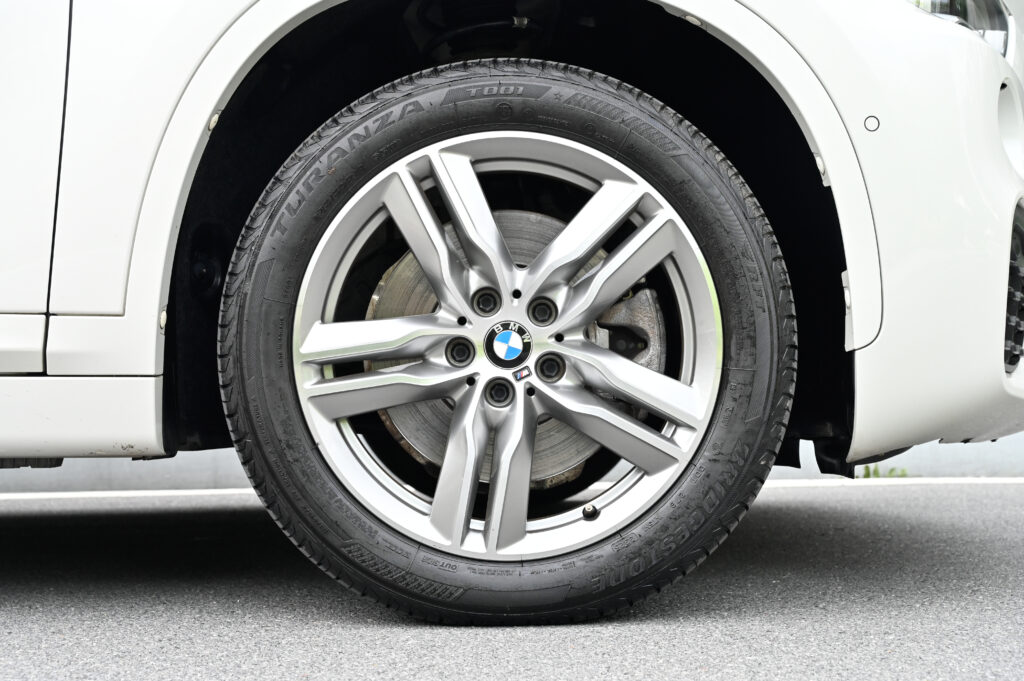 26,050 km BMW X1 sDrive20d M Sport รถคุณหมอพระมงกุฎใช้มือเดียว เลขไมล์น้อยมากสภาพเหมือนรถใหม่เลยครับ