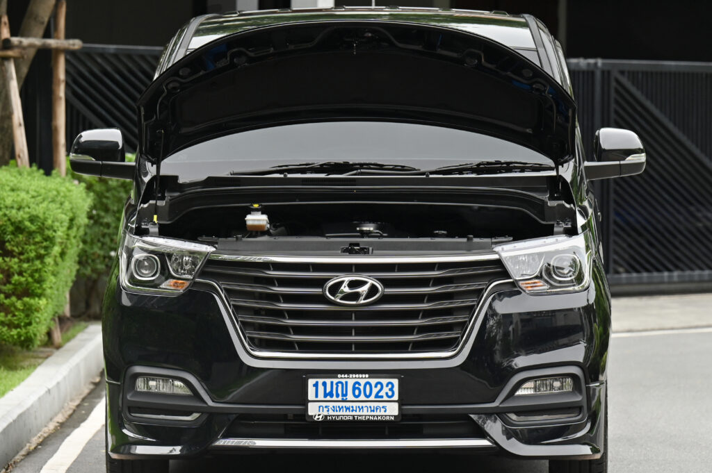 38,679 km Hyundai H-1 FE Final Edition ออกรถ 7/03/2024 สภาพป้ายแดง มี Warranty 5 ปี หรือ 150,000 km