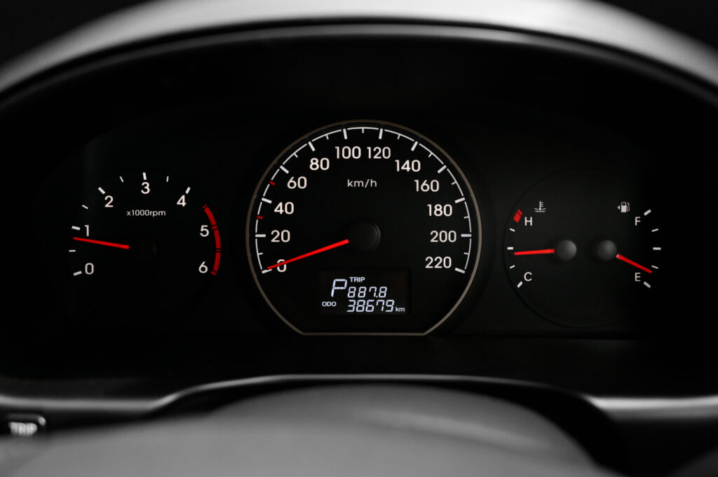 38,679 km Hyundai H-1 FE Final Edition ออกรถ 7/03/2024 สภาพป้ายแดง มี Warranty 5 ปี หรือ 150,000 km