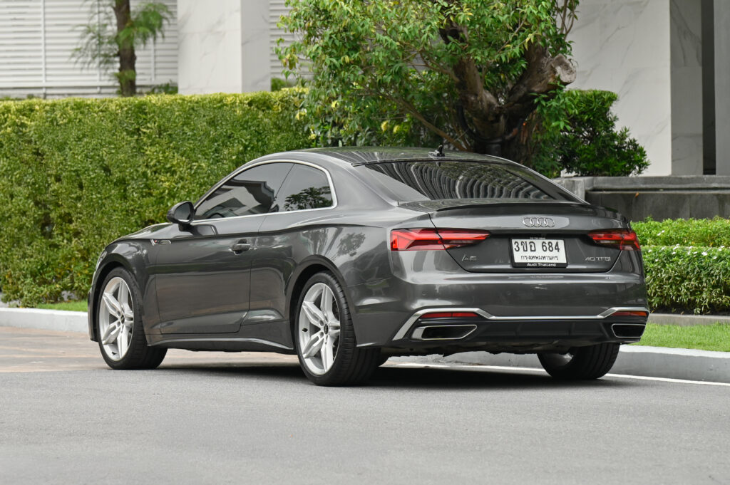 50,000 km AUDI A5 Coupe 40 TFSI S-Line Minorchange รถบ้านมือเดียว Warranty ยังเหลือถึง 12/2027 ครับ